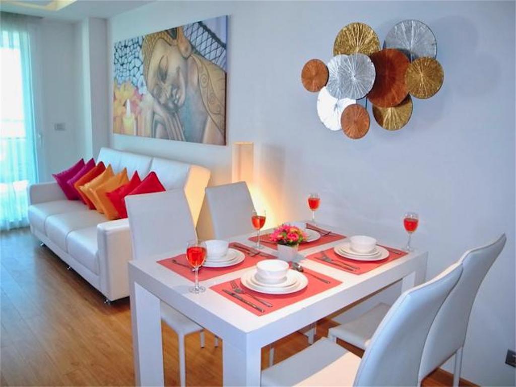 The Privilege Residence : 1 Bedroom Apartment In Patong Bagian luar foto
