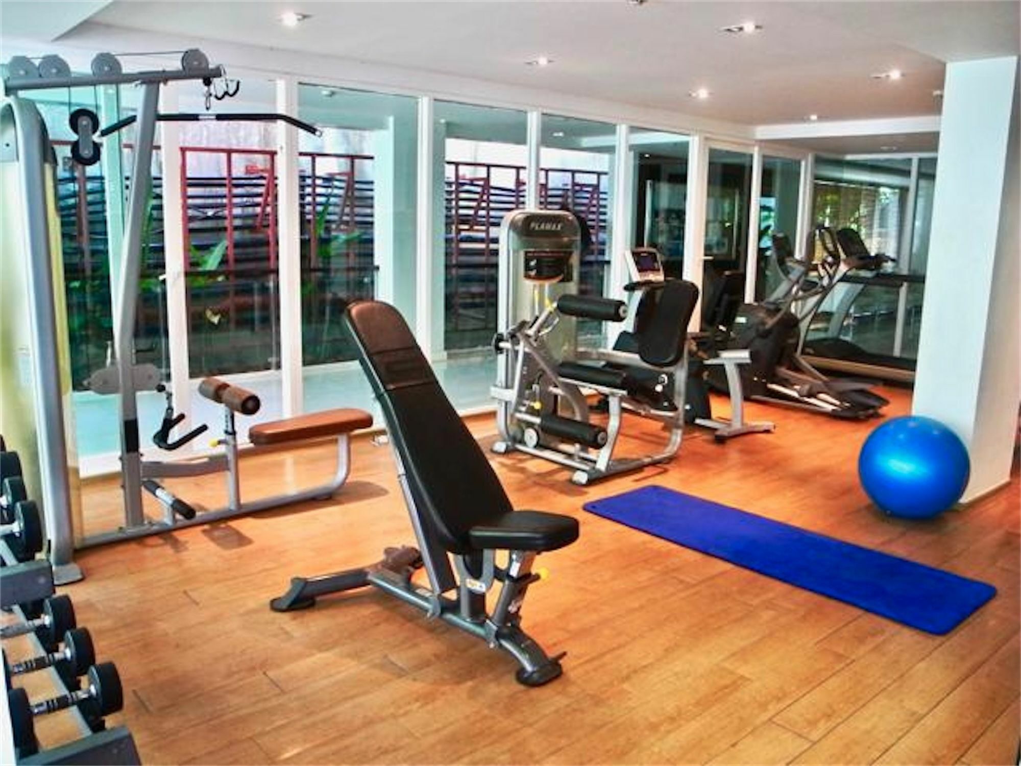 The Privilege Residence : 1 Bedroom Apartment In Patong Bagian luar foto
